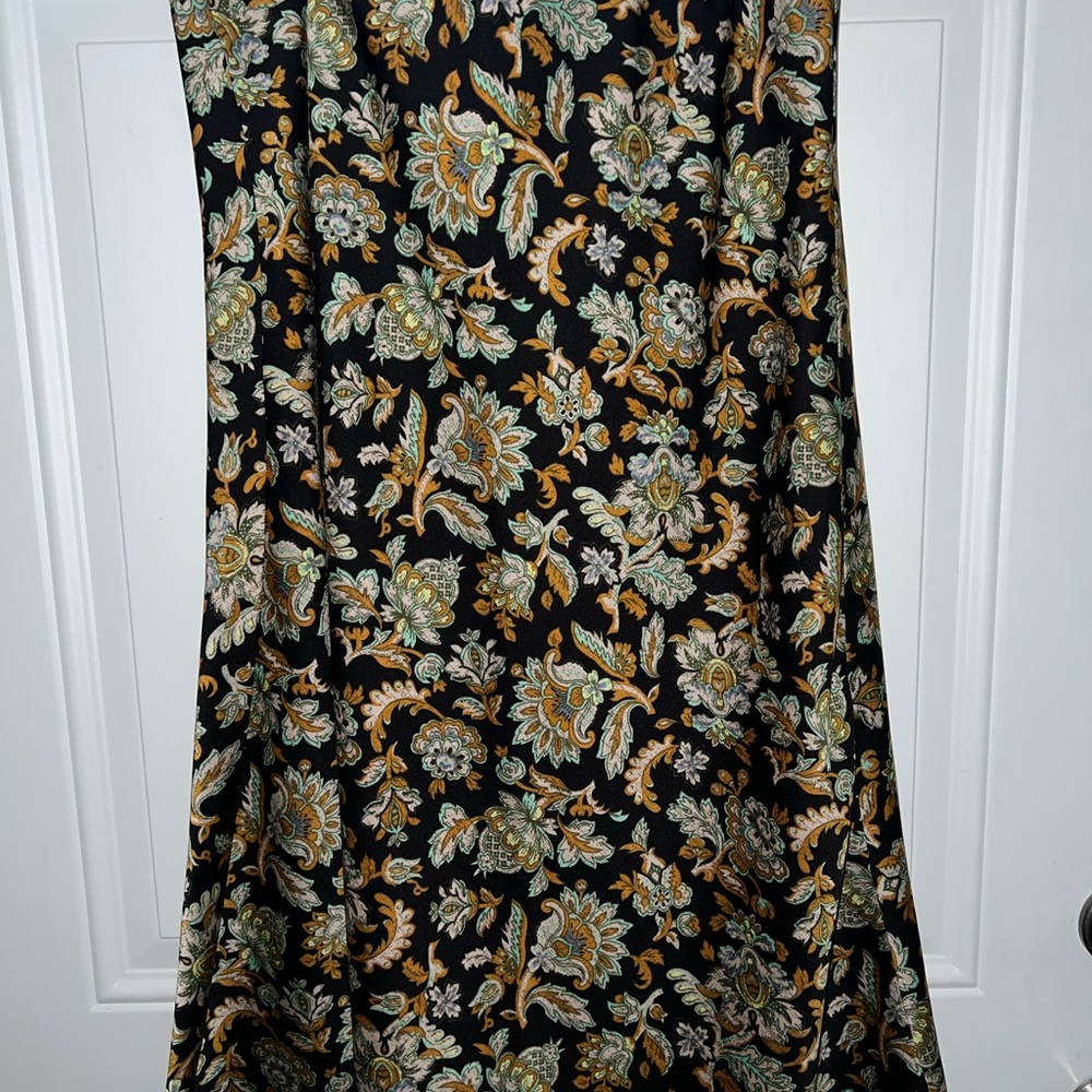 Ann Taylor Beautiful Floral Midi A-Line Skirt